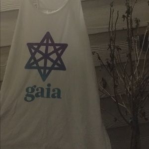 Gaia Racerback Tank Top Size Medium